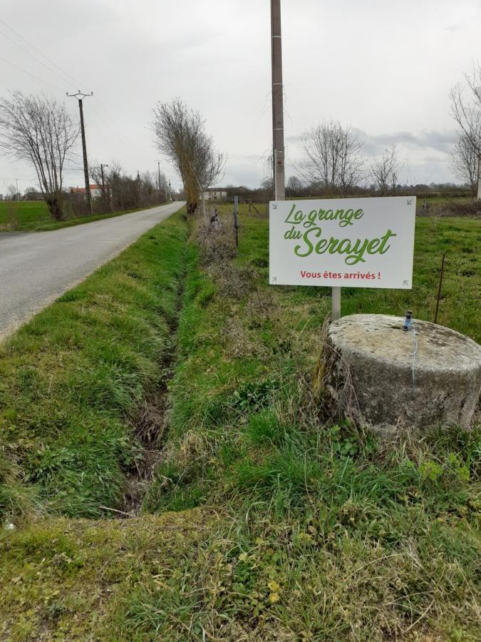 La Grange Du Serayet Villa Arthes Kamer foto